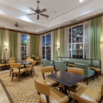 Hampton Inn & Suites Austin-Airport