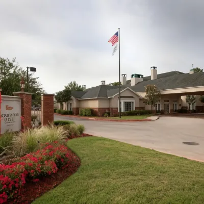 Homewood Suites by Hilton Dallas - Lewisville Отели рядом с достопримечательностью «Tom "Old Man" McCutcheon Disc Golf Course»