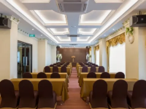 โฮเทล เดอ ลัดดา โรงแรมในอำเภอเมืองมุกดาหาร