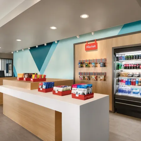 avid hotel BOSTON LOGAN AIRPORT - REVERE by IHG
