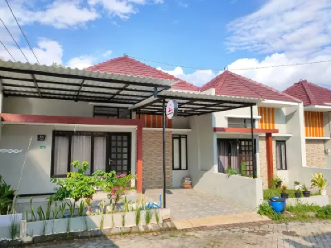 Flaz Villa 鄰近巴杜寺的酒店