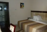 Bellwood Hotel - Super Deluxe