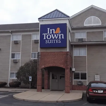 InTown Suites Extended Stay Minneapolis MN - Coon Rapids