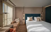 Carlton Oasis Hotel Hotels in Brielle