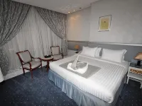 Montana Al Azizia Hotel Hotels near Al Jamrah al Wusta