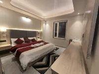 Hotel Divine Vista