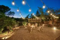 Uptown Sedona Luxury • 3 King Suites • Views • Hot Tub&Fire Pit • Walk to Dining
