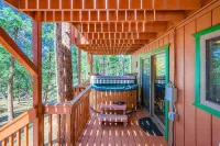 Superb Three Acre Mountain View Home for Reunions/Families