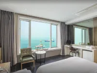 Incheon Blue Marine Hotel Отели рядом с достопримечательностью «Набережная Вольмидо»