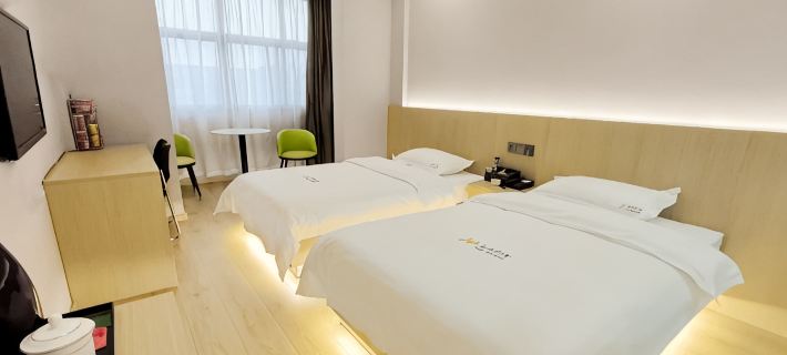 Huaibin Haoyun Business Hotel Hotels in Huaibin