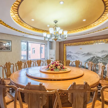 James Joyce Coffetel (Chengde Mountain Resort Toudao Pailou)