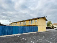 Royal plams Hotels in Concord