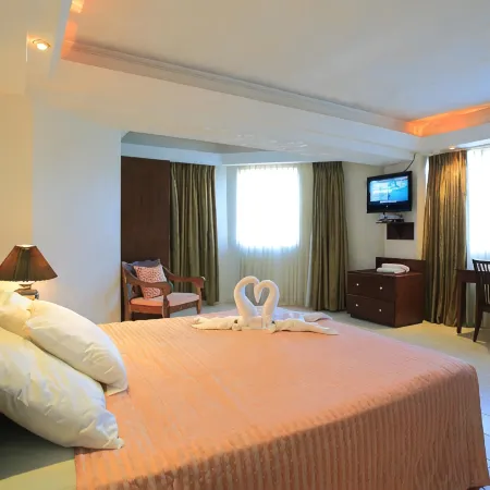 Wild Orchid Beach Resort