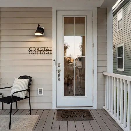 Downtown Ocean Springs Cottage with Golf Cart for Rent