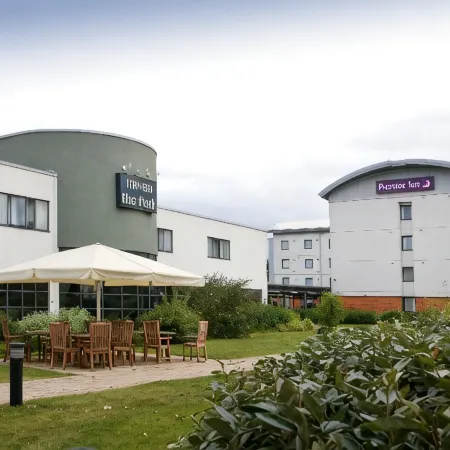 Premier Inn London Enfield