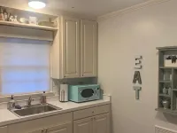 Cozy Apartment Located in Downtown Laurel Hotels in Laurel