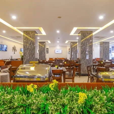 Ocean Beach Hotel Padang