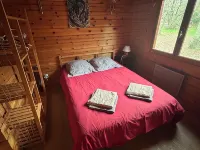 Chalet 10min from the ocean on large wooded grounds! Ideal for families! Hotels in Vendays-Montalivet