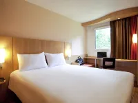 Ibis Orly Chevilly Tram 7 Hotels in Chevilly Larue
