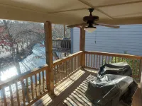 Helen Haus - RIVERFRONT 3 bdr 3.5 bath Town Home in beautiful Alpine Helen!