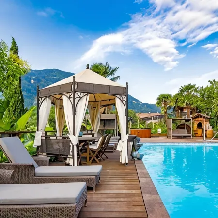 Ruster Resort
