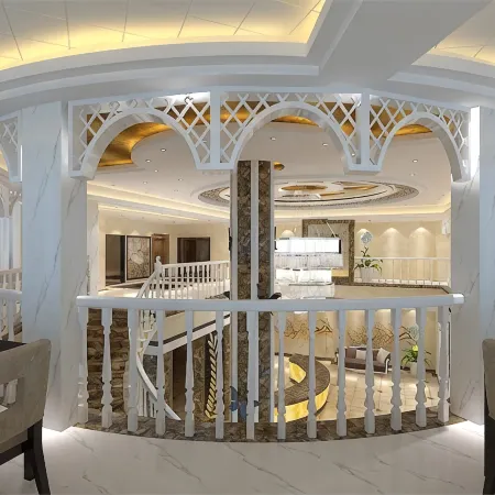 Weihui Jingshang Mingzhu Hotel