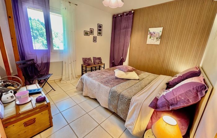 Le Cabanou - Private Spa in the Countryside. Quiet, Natural Setting with Superb Views