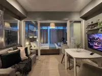 Citispace 1BR Suite at Azure Urban Resort #AZ07 - شرفة