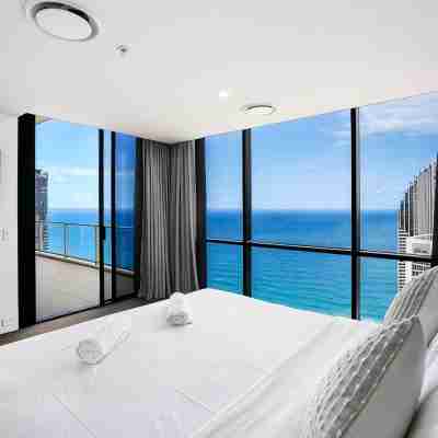 5 bedroom Level 67 Circle sub Penthouse - 1 ONLY Rooms