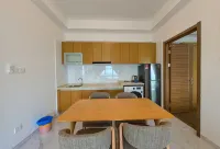 Spectacular Seaview Apartment at Forest City - balcony