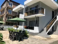 SOLO APARTMENTS Hotels in 
