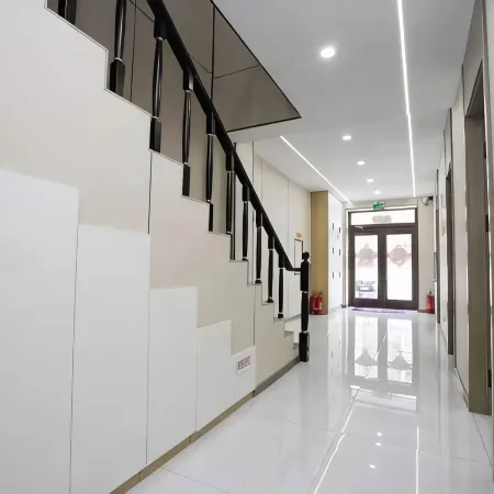 Yating Express Hotel