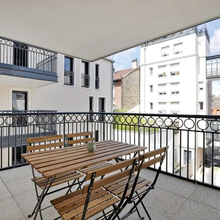 Elegant Appt - 2BDR/6P - Near Paris & La Défense