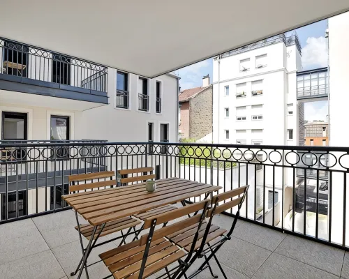 Elegant Appt - 2BDR/6P - Near Paris & La Défense Ξενοδοχεία στην πόλη Suresnes