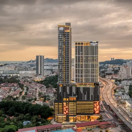Relax Familystay (Iconic Regency Service Residences Penang)3BR-9pax