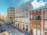 Triana Rooms EH Hotels near Casa Museo Colon
