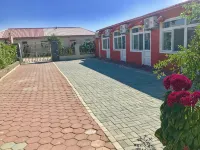 Red Beach Yuhe Farmhouse Hotels in Red Beach Scenic Spot
