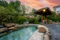 Qinglongshanzhuang Hotel - Hot Springs