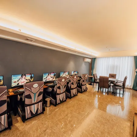 Feiyu Electric Sports Hotel (College of Humanities & Science & Technology Branch)