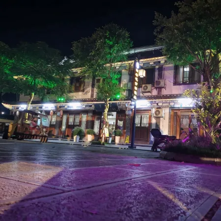 Four Seasons Flower Inn