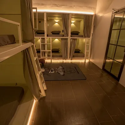 Bed Attitude Hostel Cenang โรงแรมใกล้อีเลเมนต์มอลล์