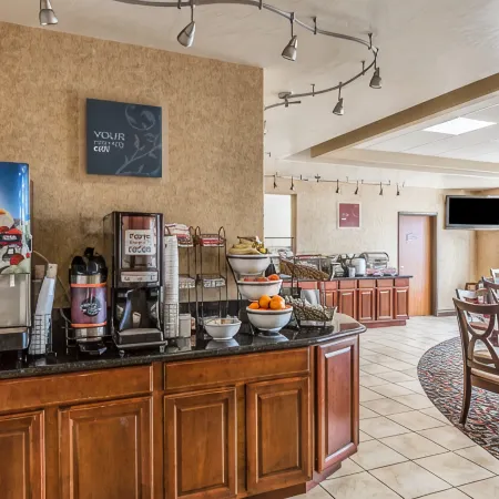 Comfort Inn & Suites