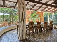 The Beach Bungalows Tamarindo- Adults Only - Homestays