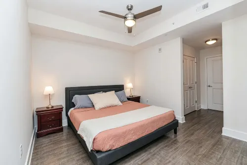 1Br Uptown Charlotte Furnished Apartments 1 Bedroom Apts by RedAwning - Homestays