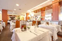 อควา โรงแรมเบอร์ทรานปาร์ค - พร้อมอาหารเช้า
