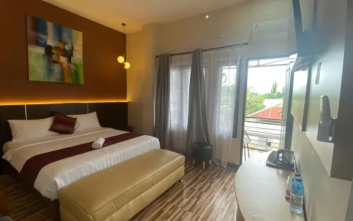 Hotel Simore Weda - 2-Star