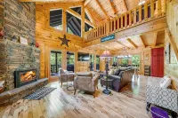 Spacious 3Br Lake Lure Retreat with Bunk Room Sleeps 15 -Family & Pet Friendly - Alphydda