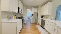 Smyrna Suburban Family Retreat Near Truist Park - Boutique