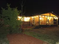 Paradise Mountain Getaway! Hot Tub to Relax after Hiking, Fishing, & Fun Here! - Alppimaja