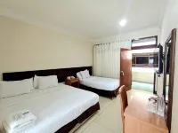 Aurora Hotel Kartini - 2-Star